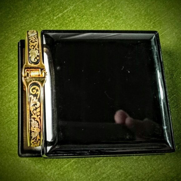 Vintage Damasquinado Adjustable Bangle with Gift Box - Picture 7 of 7